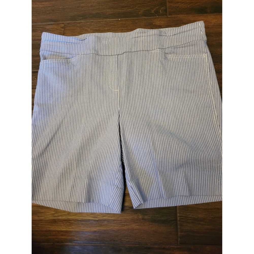 Hilary Radley Blue White Striped Pull On Shorts Womens XL D3994-E229 Stretch 705